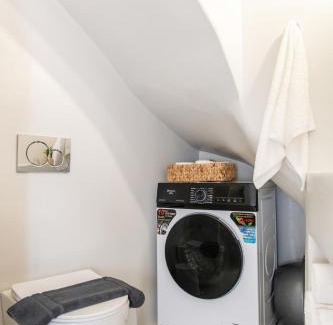 Arnados Apartment | Arnadian Living Experience - Blue House