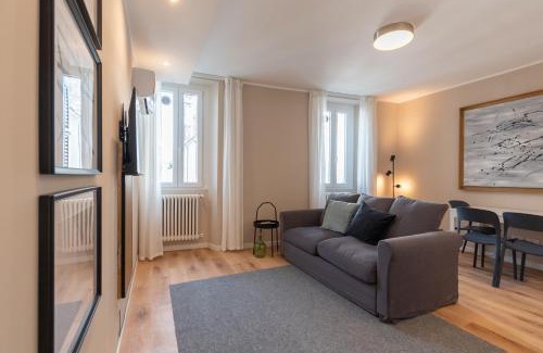 Brescia Antica Apartment | Arnaldo Cozy Home Stay Central with Piazza View
