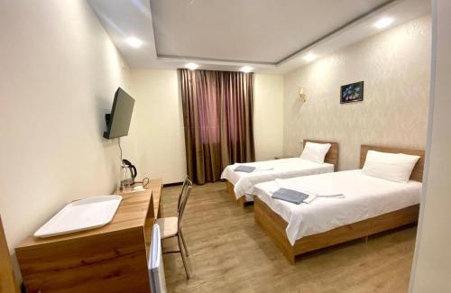 Kazakhstan Hotel | Arnau