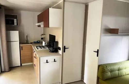 Villeneuve-les-Maguelone House | Arnel Campsite * - Mobile home Riviera Beach - 32m2 - 2 ch - 4 persons
