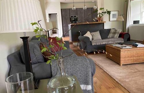Kippen House | Arngomery Cottage