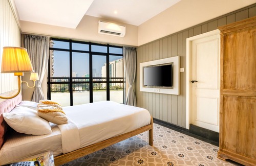Goregaon East Hotel | Arnna Hotel - Goregaon