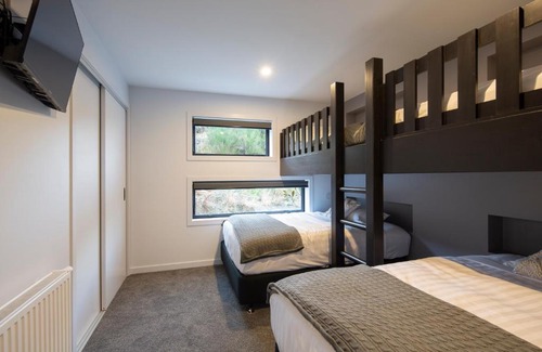 Frankton Villa | Aroha on Florence by Sothebys Luxury Rental Homes