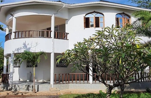 Diani Beach Villa | Aroma villa