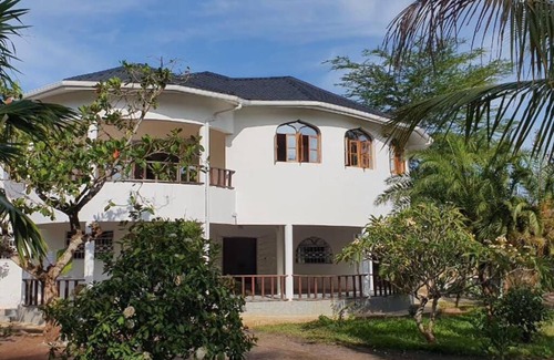 Diani Beach Villa | Aroma villa