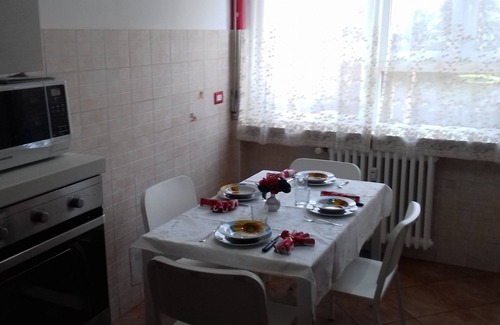 Arona Apartment | Arona-Lake Maggiore Apartment wide and graceful