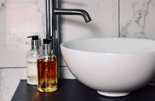 Aberaeron Bed & Breakfast | Arosfa Harbourside Guest House