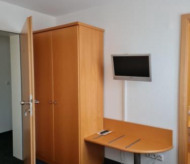 Fluggendorf Hotel | Arp's Gasthof