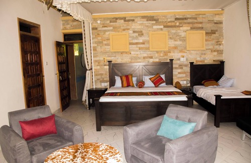 Northern Region Hotel | Arra Fishing Lodge