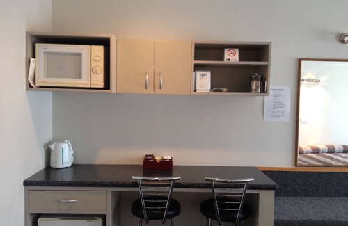 Te Anau Hotel | Arran Motel