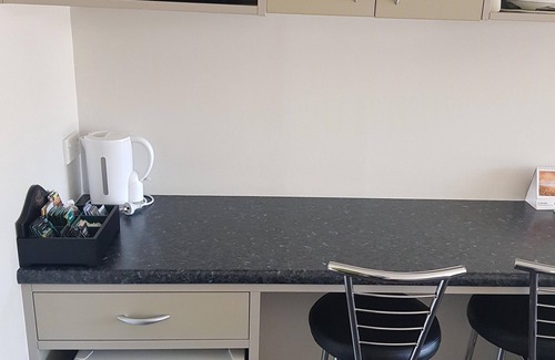 Te Anau Hotel | Arran Motel