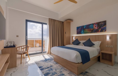 Gulhi Hotel | Arrival Beach and Spa at Gulhi