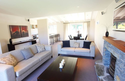 Arrowtown Apartment | Arrowfield Apartments