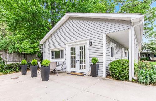 Saugatuck Apartment | Arrowhead Resort