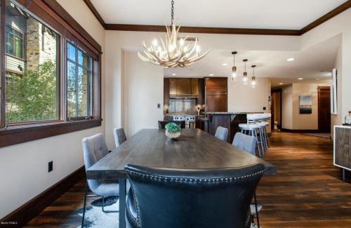 Empire Pass House | Arrowleaf Lodge - 2 Bed Condo #109