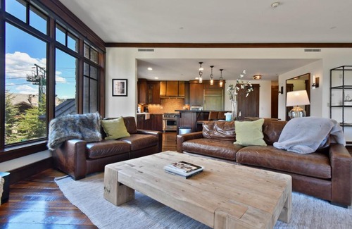 Empire Pass House | Arrowleaf Lodge - 3 Bed condo #107