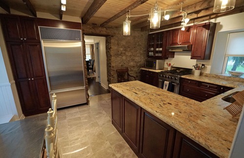 Historic Old Town House | Arrowstone Luxury Farmhouse in Historic Old Town, Niagara-on-the-Lake.