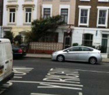 Finsbury Park Apartment | Arsenal 123 close to Emirates stadium direct Eurostar Heathrow-3 apartments here