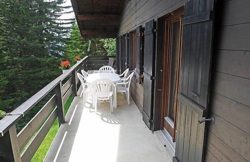 Alpe des Chaux Apartment | Arsets 203/12 by Interhome