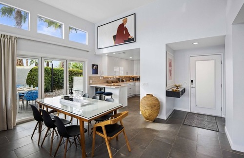 Warm Sands House | Art Club - South Palm Springs