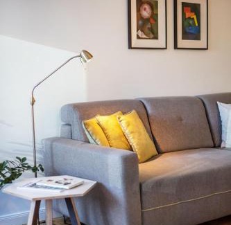 Liberty Avenue Apartment | Art & Comfort Home