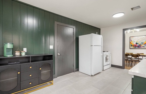 Tulsa House | Art Deco 2 Bedroom Home