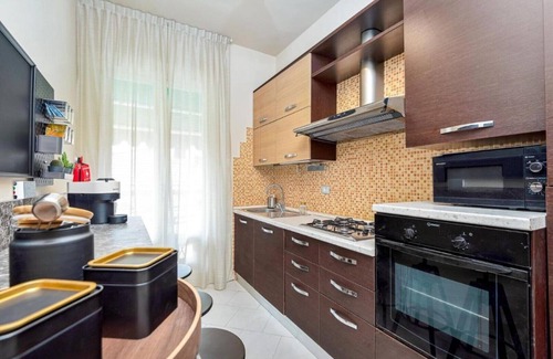 Pisa Apartment | Art Deco - Sleepwithme - Free Parking - Free Breakfast - Very connected
