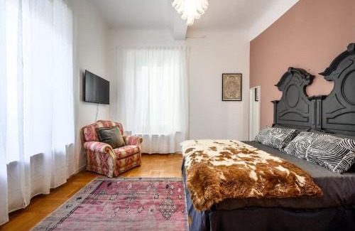 Old Town Apartment | Art&Design Boutique Apartment near Ghirlandina