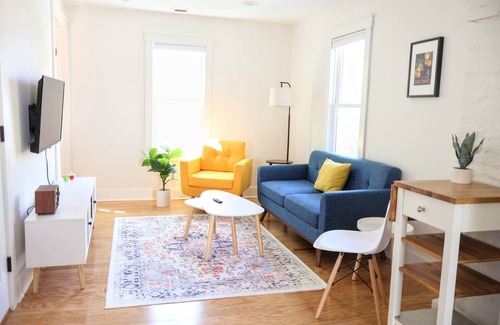 Saratoga Springs Apartment | Art District Garden Loft