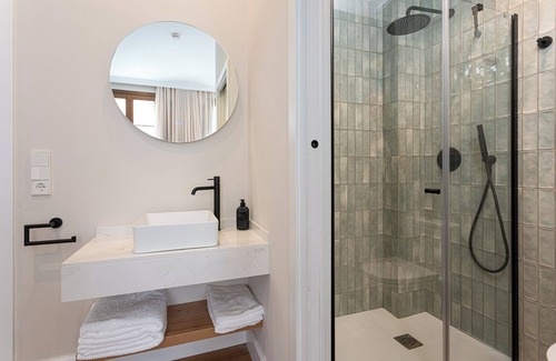 Vinaros Bed & Breakfast | Art Experience H. Boutique