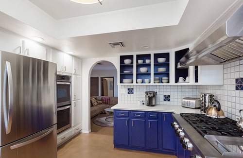 Skyline Bel Air Estates House | Art-Filled Catalina Foothills Retreat: Private Acre, HEATED Pool, Pet-Friendly