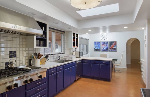 Skyline Bel Air Estates House | Art-Filled Catalina Foothills Retreat: Private Acre, HEATED Pool, Pet-Friendly