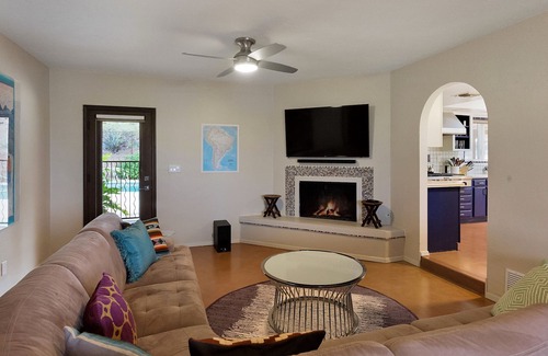 Skyline Bel Air Estates House | Art-Filled Catalina Foothills Retreat: Private Acre, HEATED Pool, Pet-Friendly
