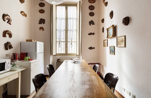 Brescia Antica Apartment | ART GALLERY APARTMENT IN CITY CENTER