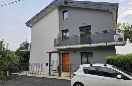 Biandronno Bed & Breakfast | Art Garage Varese