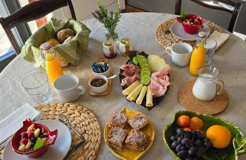 Biandronno Bed & Breakfast | Art Garage Varese