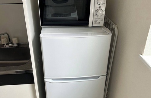 Higashi Apartment | Art House] 37 ㎡ Max 4 people 10 min walk from Shibuya station Shin-minami exit/FireStick available/Long term stay recommended