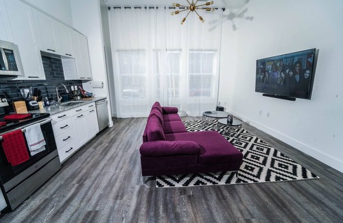 Castleberry Hill Apartment | Art House ATL