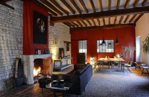 Pourrain Bed & Breakfast | Art House Domaine de l'Ocrerie