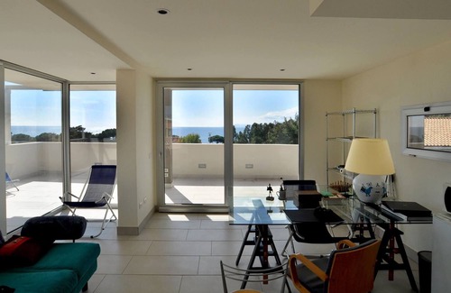 Su Forti Bed & Breakfast | Art House Margine Rosso