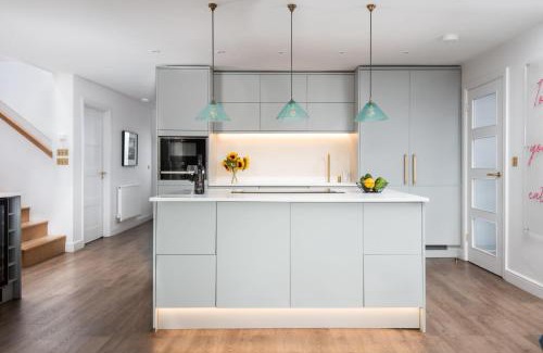 North Sunderland House | Art House Seahouses