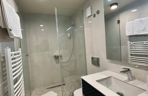 City Center Hotel | ART LOFT 018 D.O.O