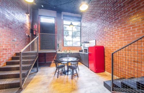 Pobles de l'Oest Apartment | Art Loft 04 'On Stage' in Valencia