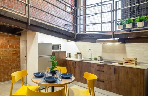 Pobles de l'Oest Apartment | Art Loft 05 'The Mechanic' in Valencia