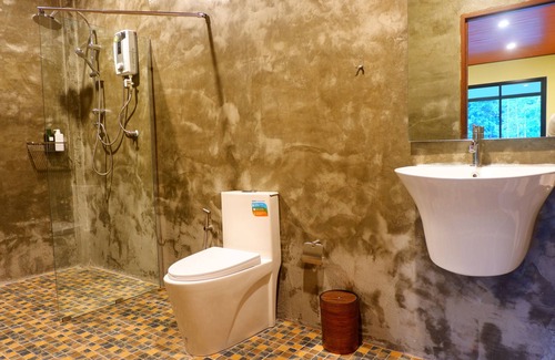 Khlong Sok Hotel | Art's Riverview Lodge