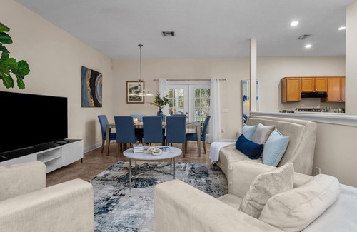 Mount Dora House | Art Sanctuary, Pool & Ping Pong , Fire-pit patio