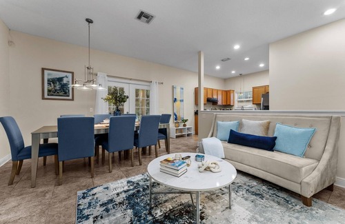 Mount Dora House | Art Sanctuary, Pool & Ping Pong , Fire-pit patio