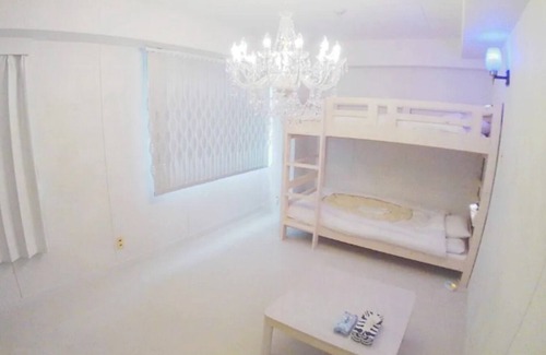 Nishinomaru Cho Hotel | Art Setouchi Triennale Hotel 201Art Female only/Takamatsu Kagawa