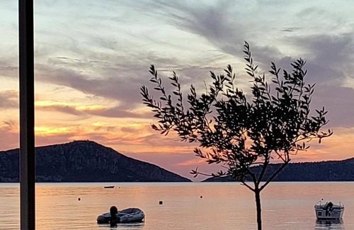 Messinia Apartment | Art Studios Gialova with King Size Bed Garden View Balcony 5" to the beach