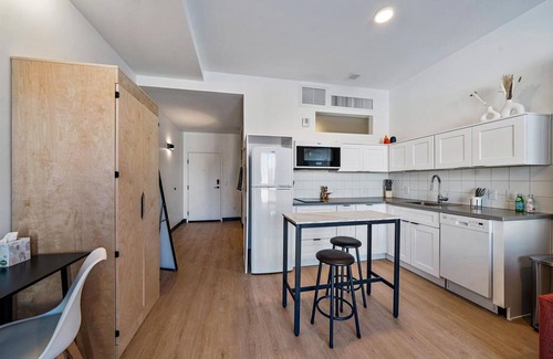 Golden Triangle Condo | Art Studios Penthouse 1002 - Golden Triangle Downtown Denver